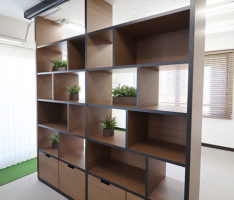 小口はブラック・面はウォールナット